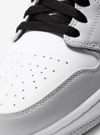 Air Jordan 1 Mid Light Smoke Grey