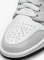 Air Jordan 1 Mid Light Smoke Grey