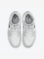 Air Jordan 1 Mid Light Smoke Grey