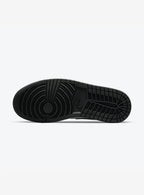 Air Jordan 1 Mid Light Smoke Grey