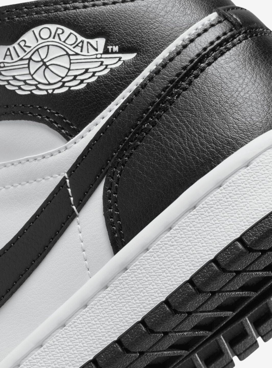 Air Jordan 1 Mid Panda