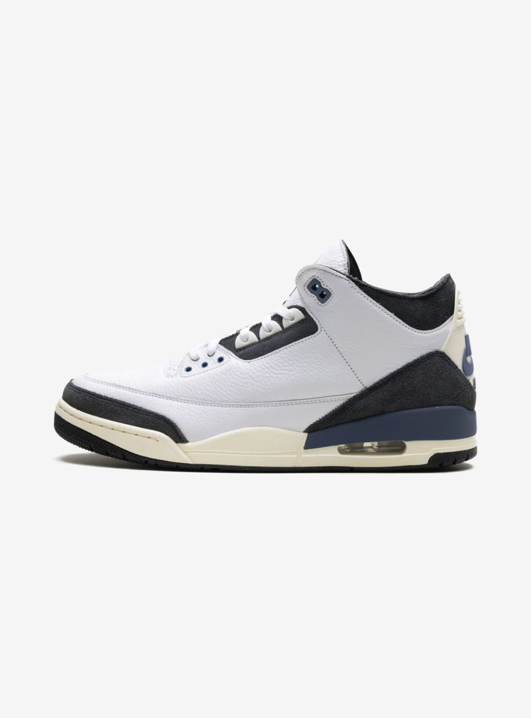 Air Jordan 3 Retro OG SP A Ma Maniére Diffused Blue