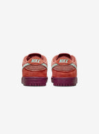 Nike SB Dunk Low Mystic Red Rosewood