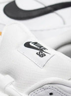 Nike SB Dunk Low Pro White Gum