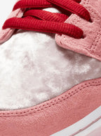 Nike SB Dunk Low StrangeLove Skateboards